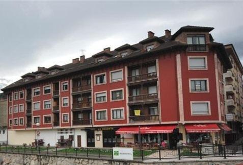 Pension Paseo Real Onís Dış mekan fotoğraf
