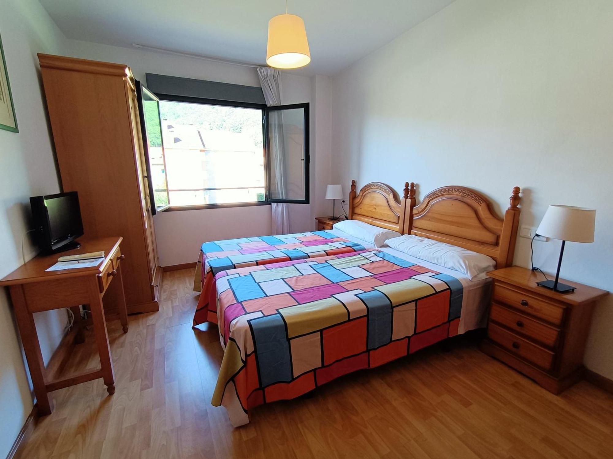 Pension Paseo Real Onís Dış mekan fotoğraf